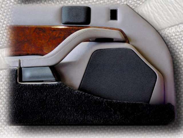 Jehnert Porsche 911 (993) All Models Custom Speaker Door Build