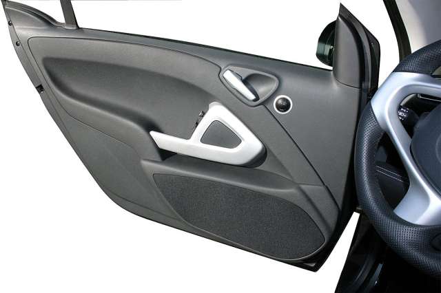 Jehnert Smart ForTwo Generation 2 Custom Speaker Door Build