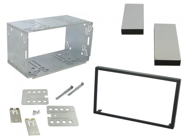 Connects2 Universal Double Din Car CD Fascia Fitting Kit