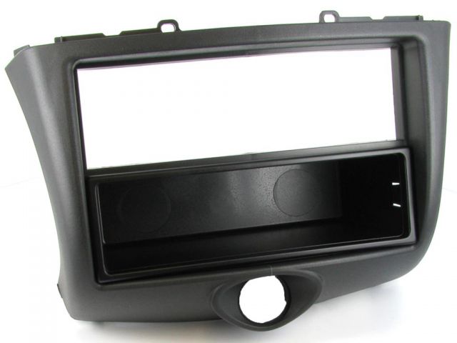 Connects2 CT24TY06 Toyota Yaris 2003-2006 Fascia Adaptor Panel