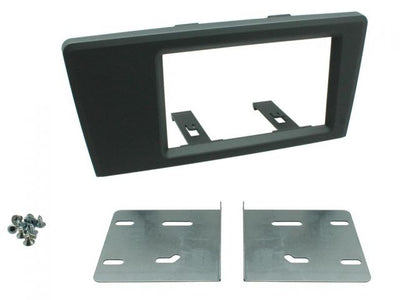 Connects2 CT23VL05 - Volvo V70 <2004 Double Din Fascia Adaptor Kit