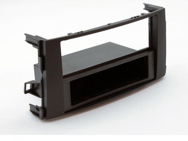 Connects2 CT24TY36 - Toyota Auris 2007-2013 Single Din Fascia Adaptor