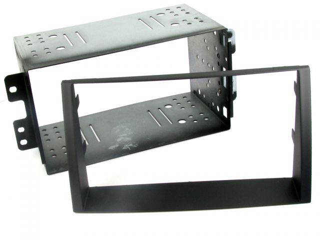 Connects2 CT23KI08 - Kia Soul 2008-2010 Double Din Fascia Kit