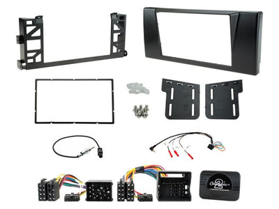 Connects2 CTKBM04 BMW 5 Series E39 1995-2004 Double Din Complete Fitting