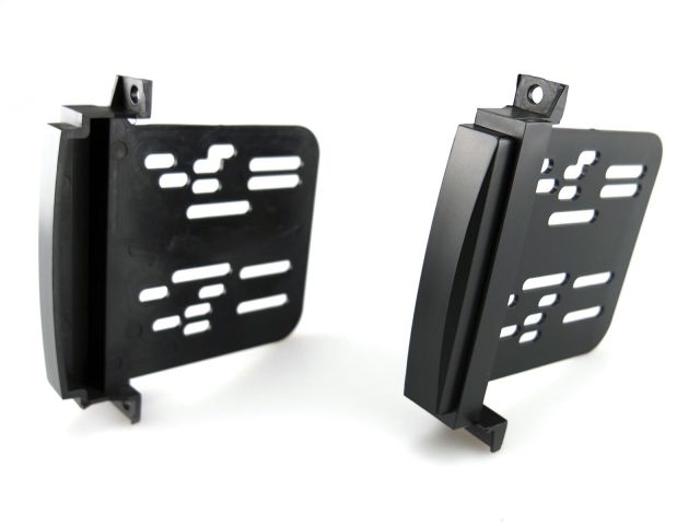 Connects2 CT24CH11 Chrysler Grand Cherokee 2011-2013 Double Din Stereo Fascia Adaptor