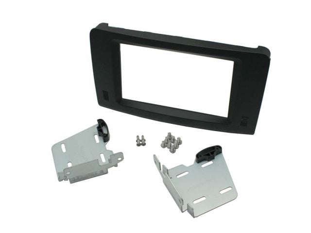 Connects2 CT23MB29 - Mercedes ML 2005-2011 GL Double Din Fascia Adaptor Ki