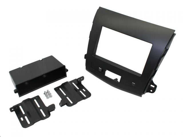 Connects2 CT24MT09 Mitsubishi Outlander 2007-2013 Fascia Adaptor Kit