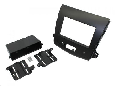 Connects2 CT24MT09 Mitsubishi Outlander 2007-2013 Fascia Adaptor Kit