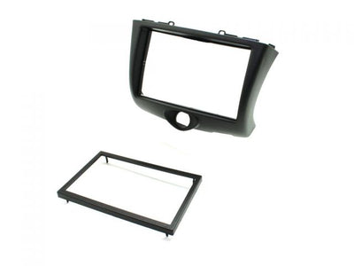 Connects2 CT24TY32 - Toyota Yaris 2003-2006 Double DIn Fascia Frame Only