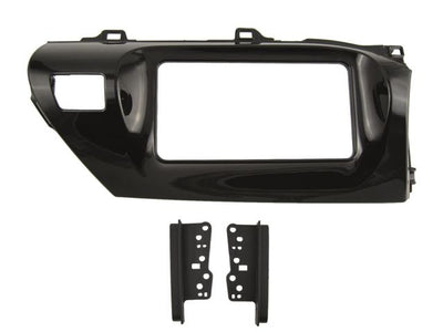 Connects2 CT23TY97 - Toyota Hilux 2015> Double Din Fascia Adaptor