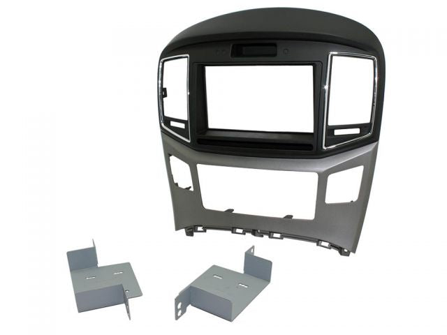 Connects2 CT23HY48 - Hyundai H1 2015> Double DIn Fascia Adaptor