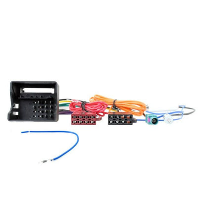 Connects2 CT20ST02 - Seat Models 2004> ISO Harness With Aerial Connector