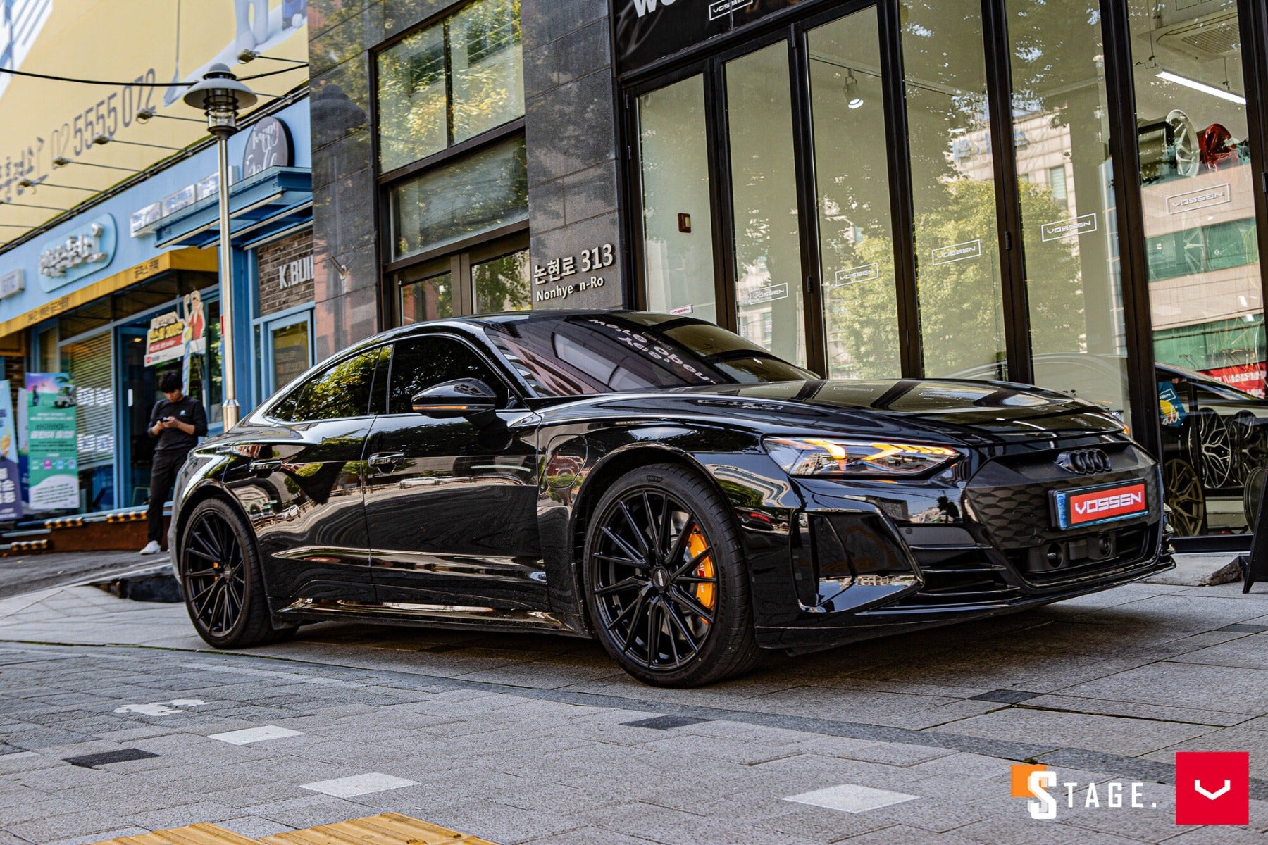 VOSSEN HYBRID FORGED SERIES HF-4T TINTED GLOSS BLACK