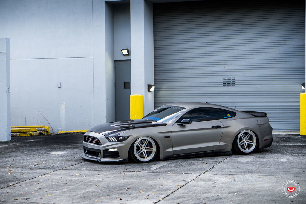 VOSSEN FORGED LC102 MONOBLOCK CUSTOM COLOUR APPLICATIONS