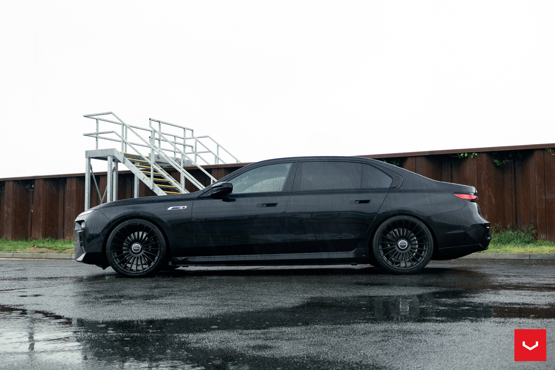 VOSSEN HYBRID FORGED SERIES HF-8 GLOSS BLACK