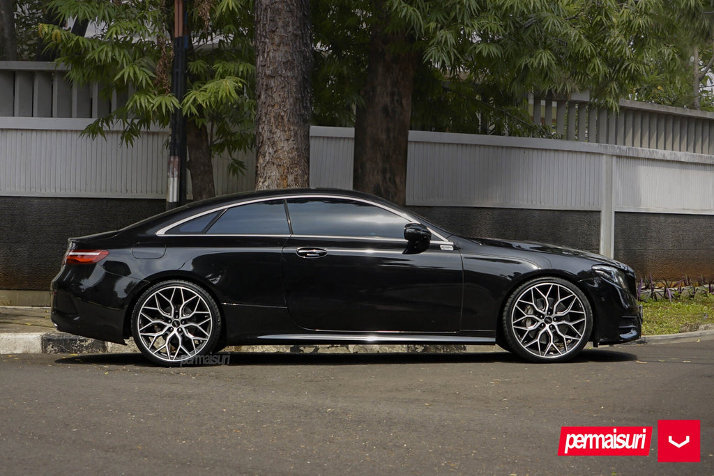 VOSSEN HYBRID FORGED SERIES HF-2 BRUSHED GLOSS BLACK