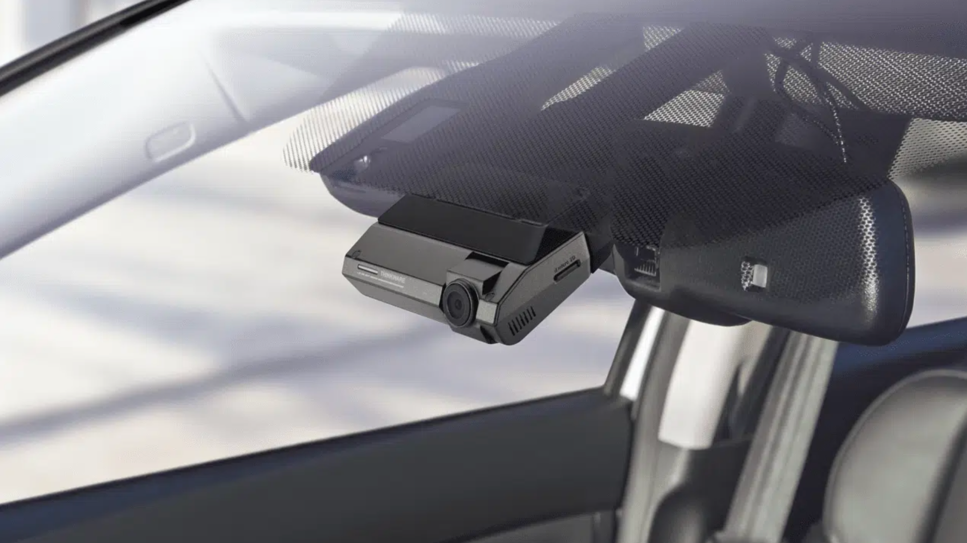 Thinkware F790 - Full HD 1080P Front Dash Cam with 32GB SD Card