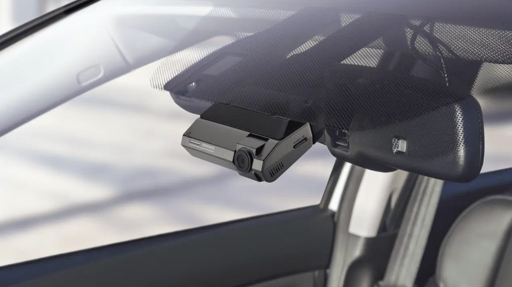 Alpine DVR-F790 - Full HD 1080P Front Dash Cam with 32GB SD Card with Video Output