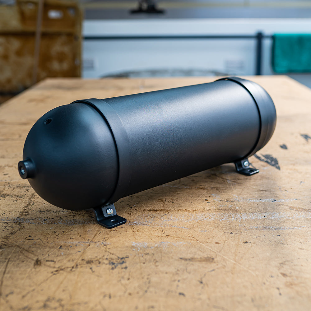 3 Gallon Black Seamless Tank By CompressAir