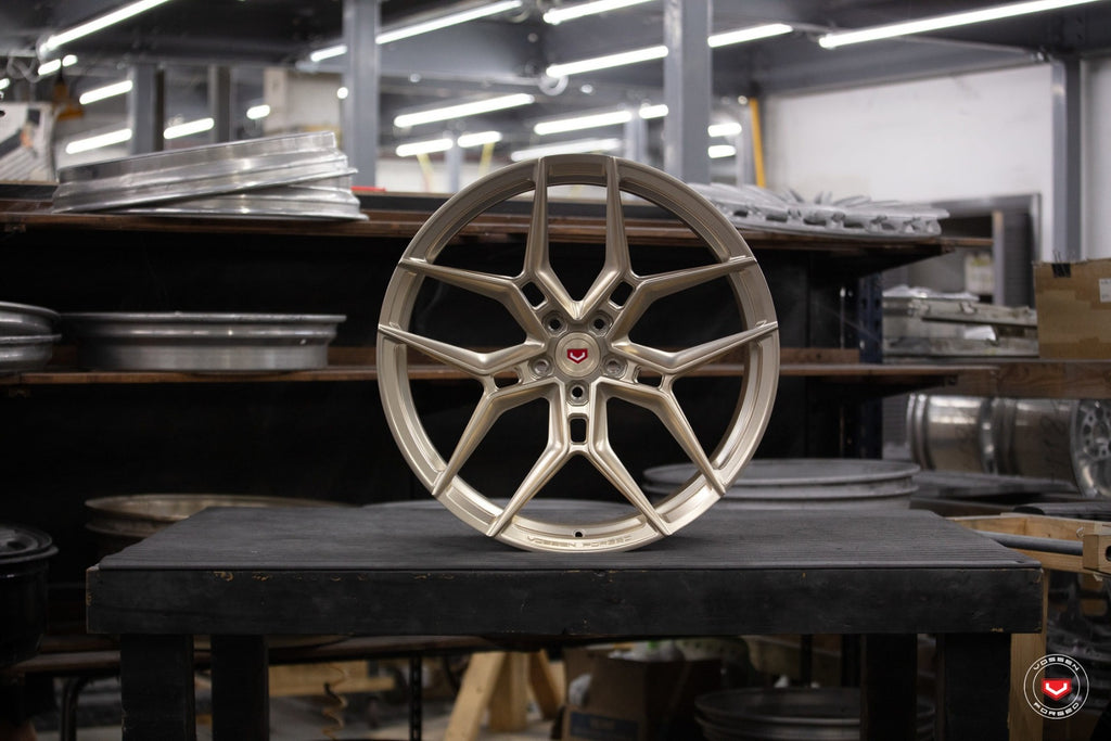 VOSSEN FORGED EVO-4 MONOBLOCK CUSTOM COLOUR APPLICATIONS