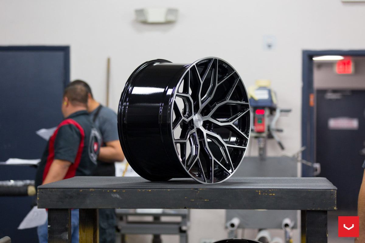 VOSSEN HYBRID FORGED SERIES HF-2 BRUSHED GLOSS BLACK