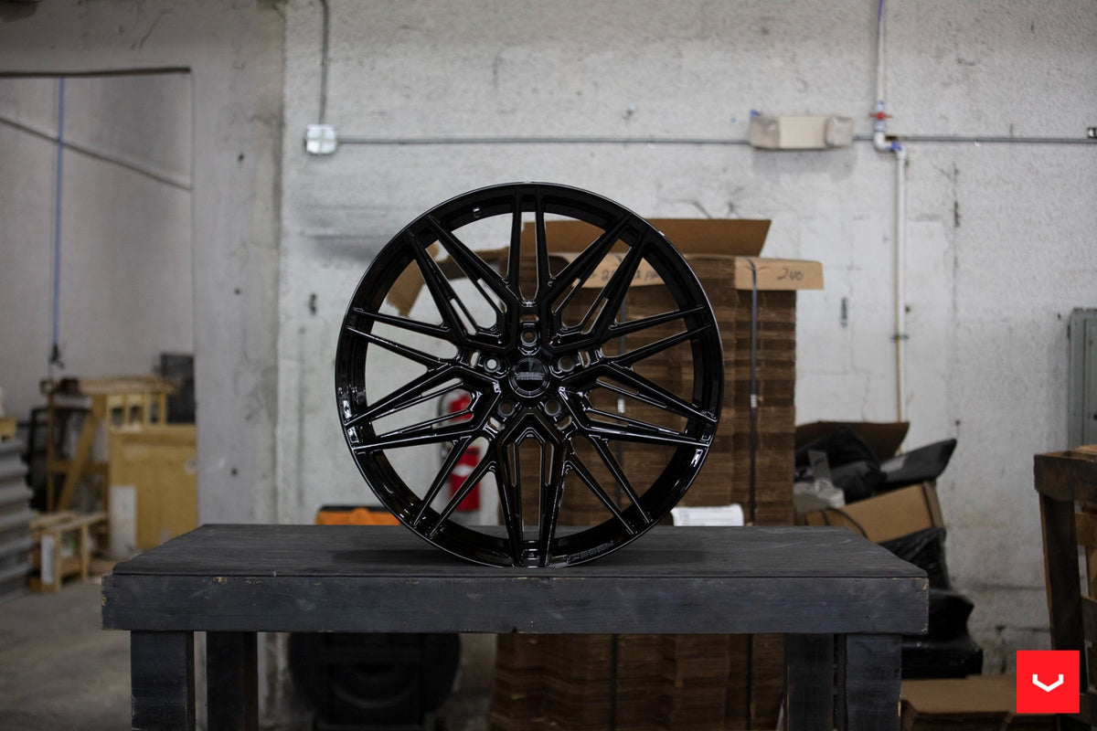VOSSEN HYBRID FORGED SERIES HF-7 GLOSS BLACK