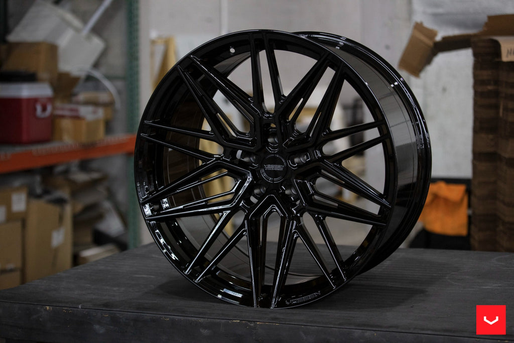 VOSSEN HYBRID FORGED SERIES HF-7 GLOSS BLACK