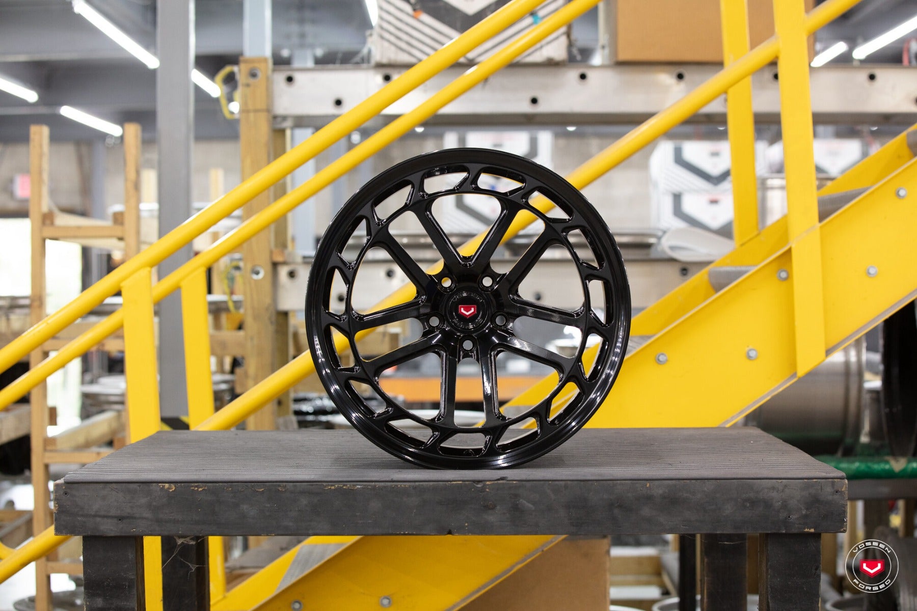 VOSSEN FORGED LC2-C1 MONOBLOCK GLOSS BLACK