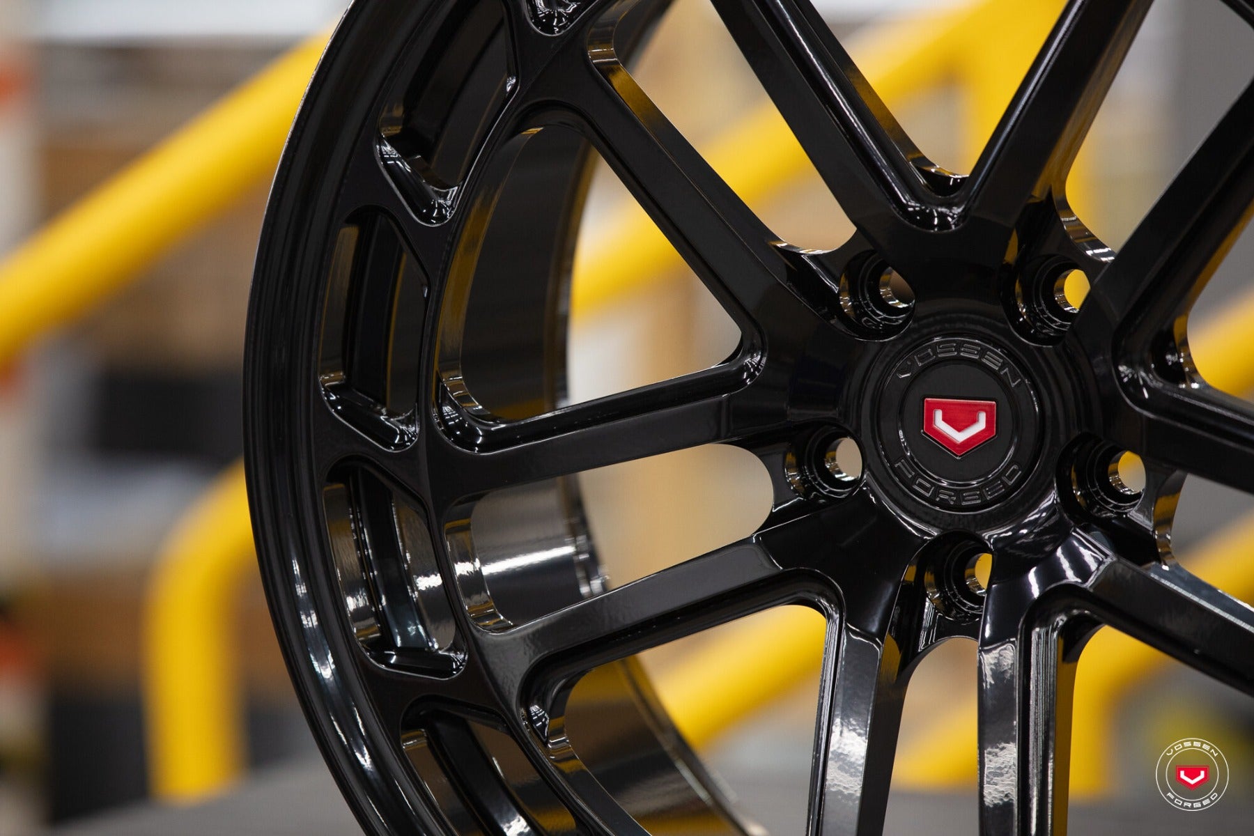 VOSSEN FORGED LC2-C1 MONOBLOCK GLOSS BLACK