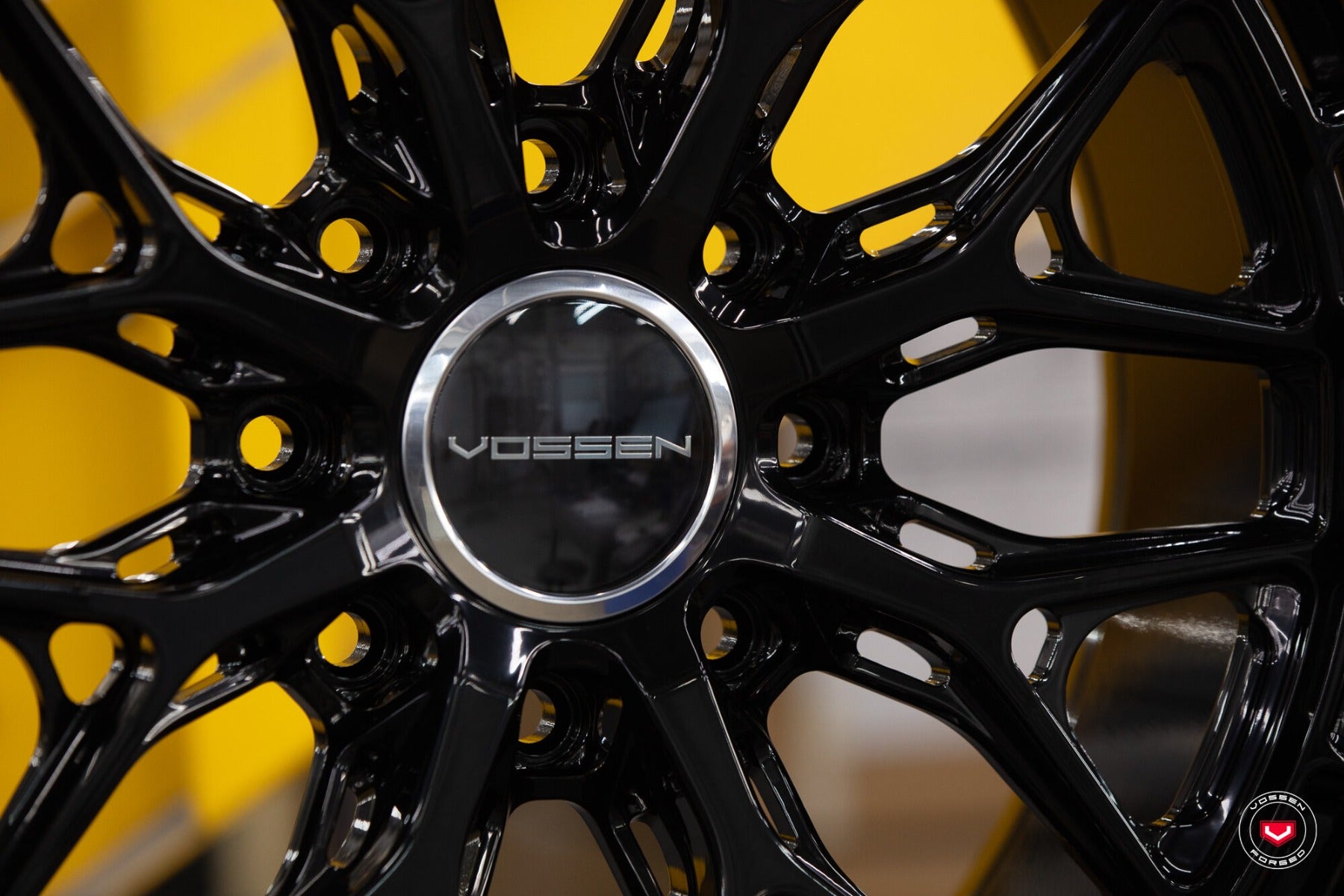 VOSSEN FORGED LC3-01 MONOBLOCK GLOSS BLACK
