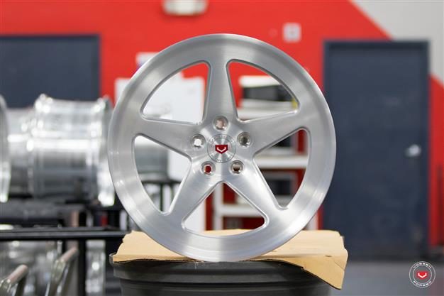 VOSSEN FORGED LC101 MONOBLOCK CUSTOM COLOUR APPLICATIONS