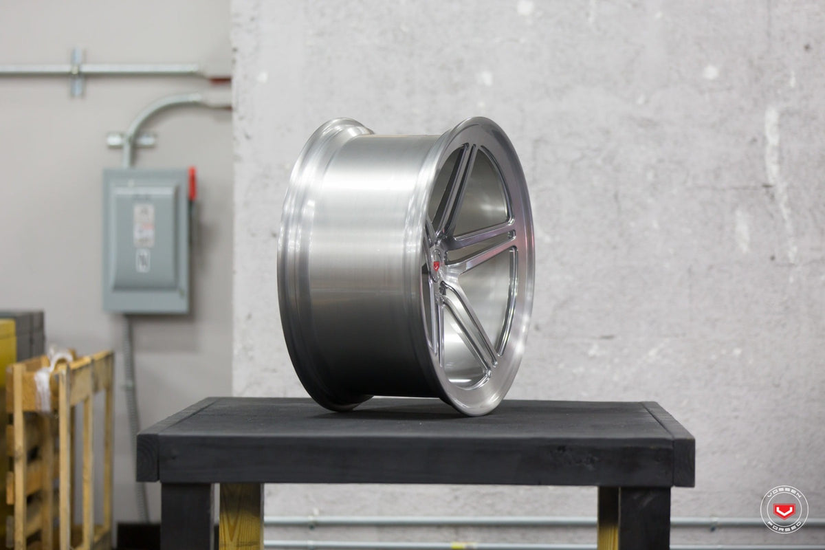 VOSSEN FORGED LC102 MONOBLOCK CUSTOM COLOUR APPLICATIONS